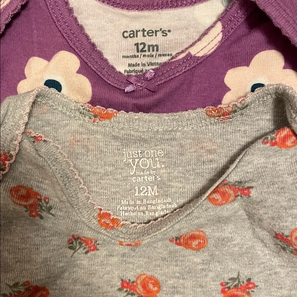 Carter’s floral long sleeves bodysuit onesies